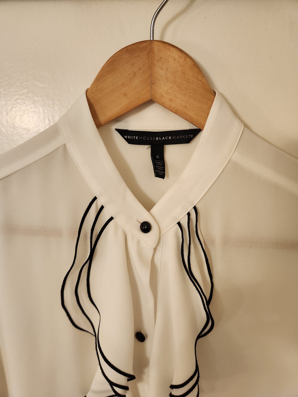 Whitehouse Black Market White Ruffled Button-Front Blouse - Picture 3 of 5